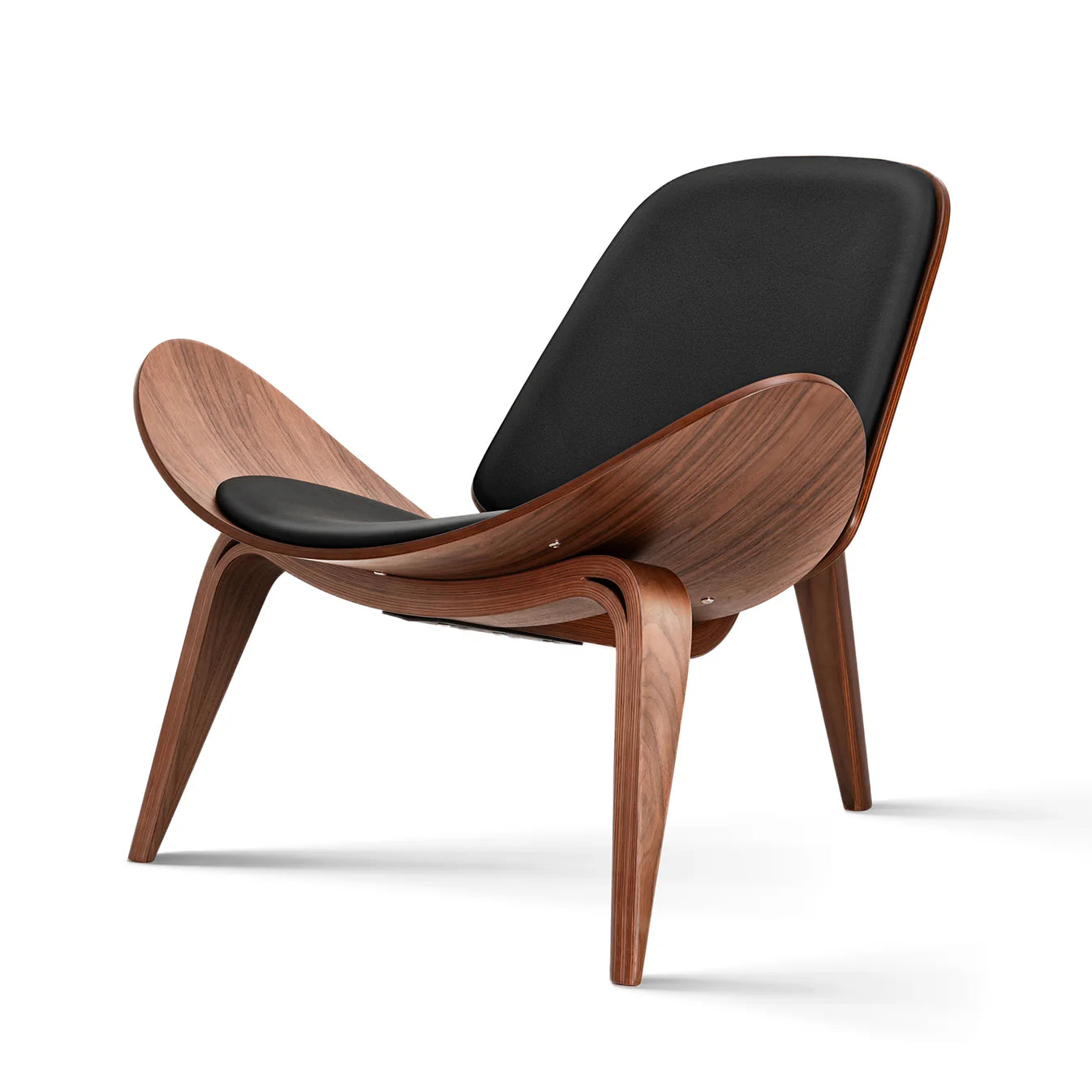 Smiling Chair Hans Wegner Shell Chair CH07 | Luxe Furnishes